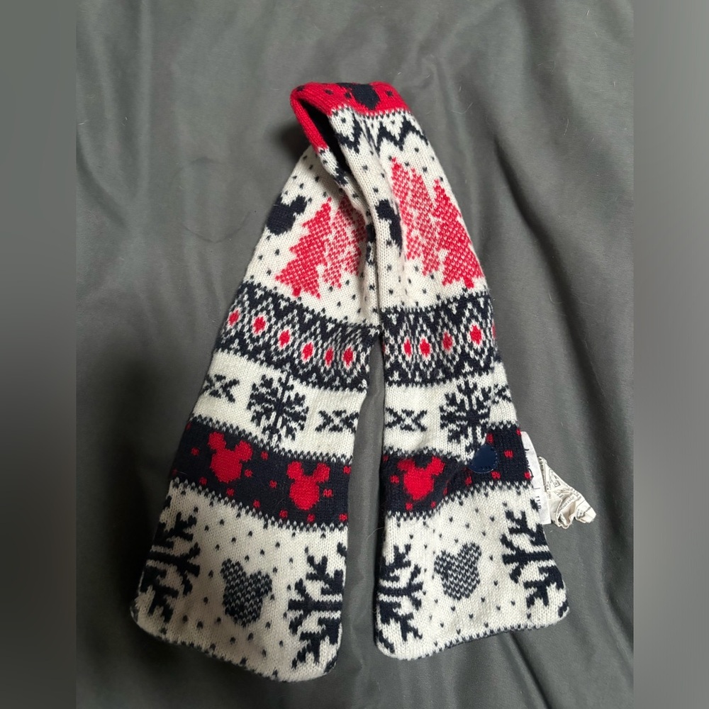 Kids GAP Mickey Scarf